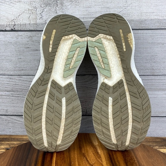 Saucony Triumph 18 Charcoal Grey Sky Blue Running Shoe S10595-40 Women’s Size 10 - Picture 11 of 12